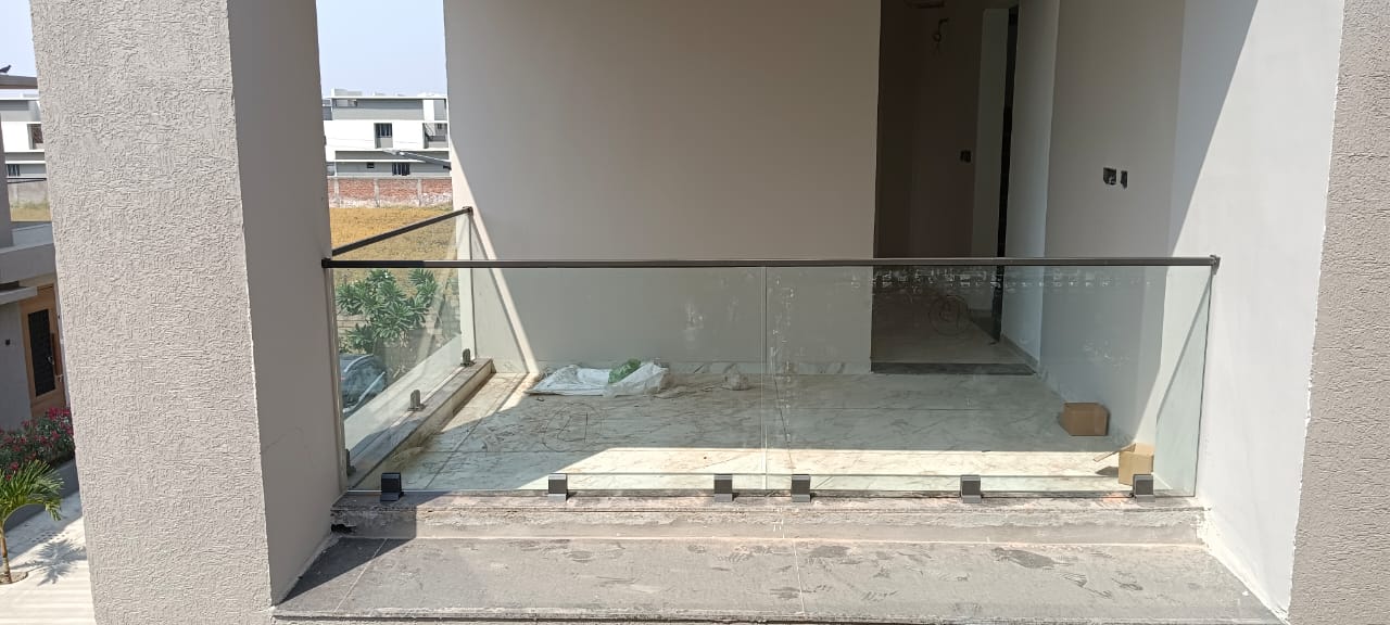 Aluminium Glass Reling Work