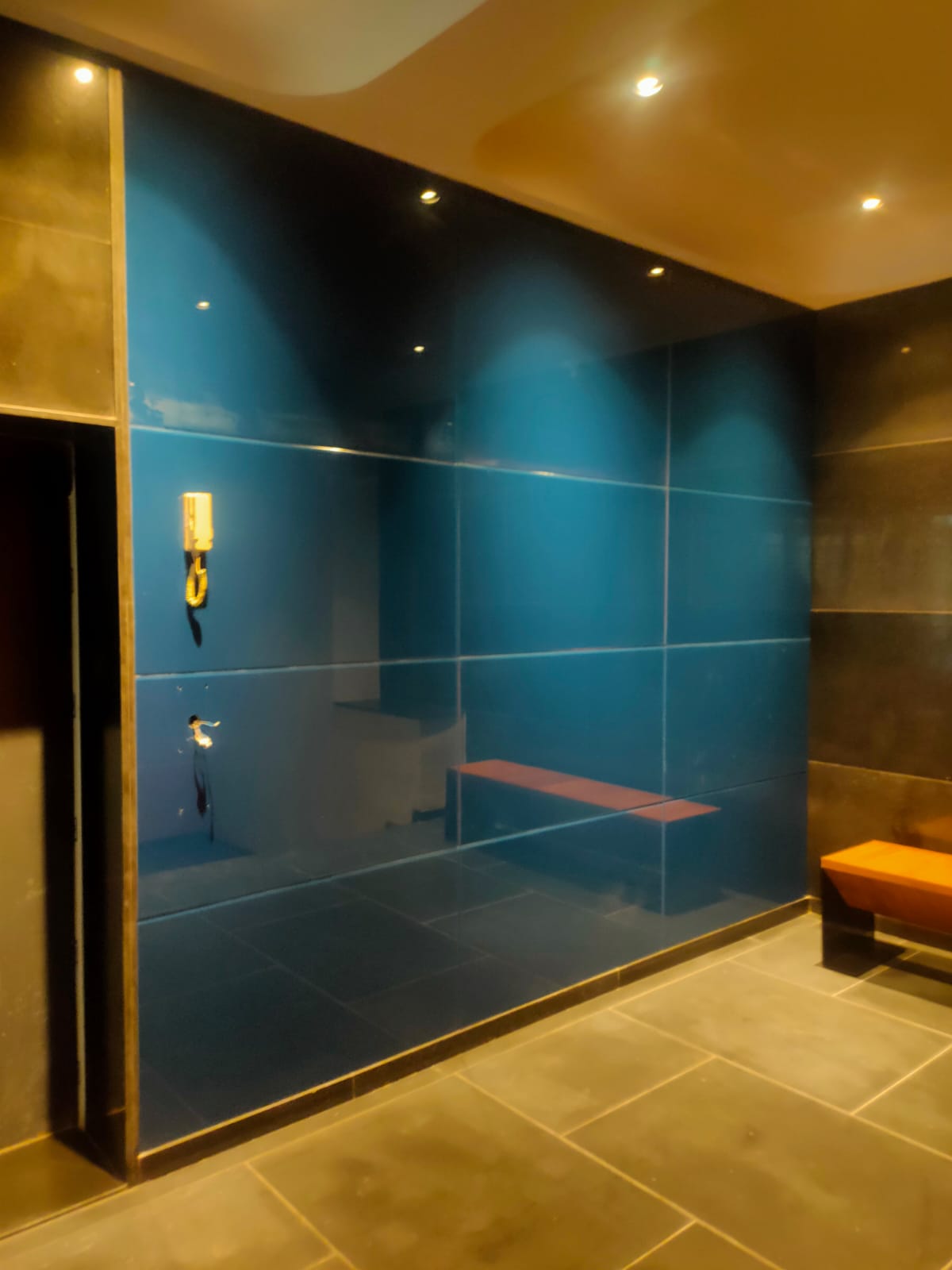 Glass Design & Backpainted Glass Work