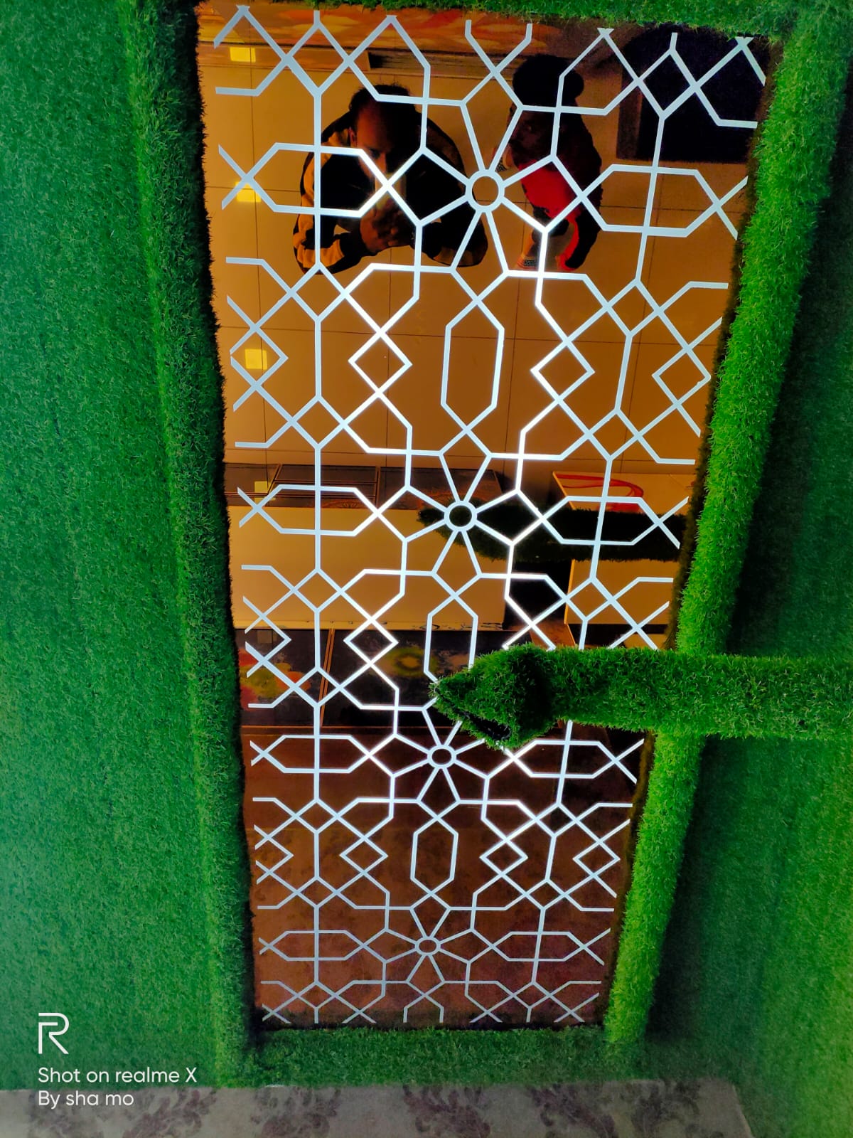 Glass Design & Backpainted Glass Work