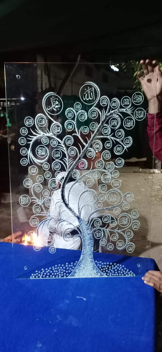 Glass Design & Backpainted Glass Work